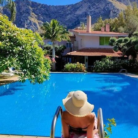 Villa Megna - Green Paradise B&B Palermo Exterior foto